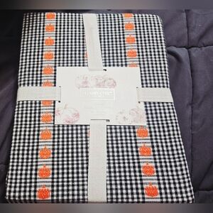 Shabby Chic plaid black round tablecloth with embroidered pumpkins  90" nwt!